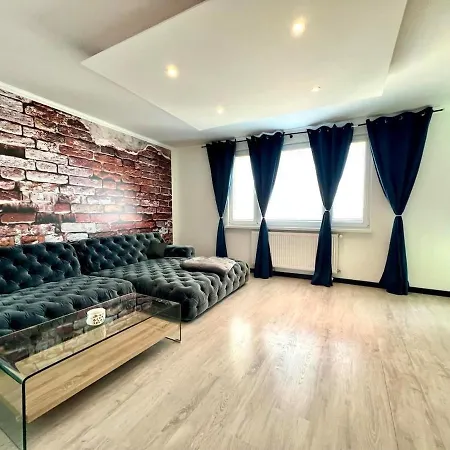 Aniko Apartment *