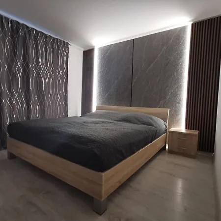 Aniko Appartamento Dunajská Streda